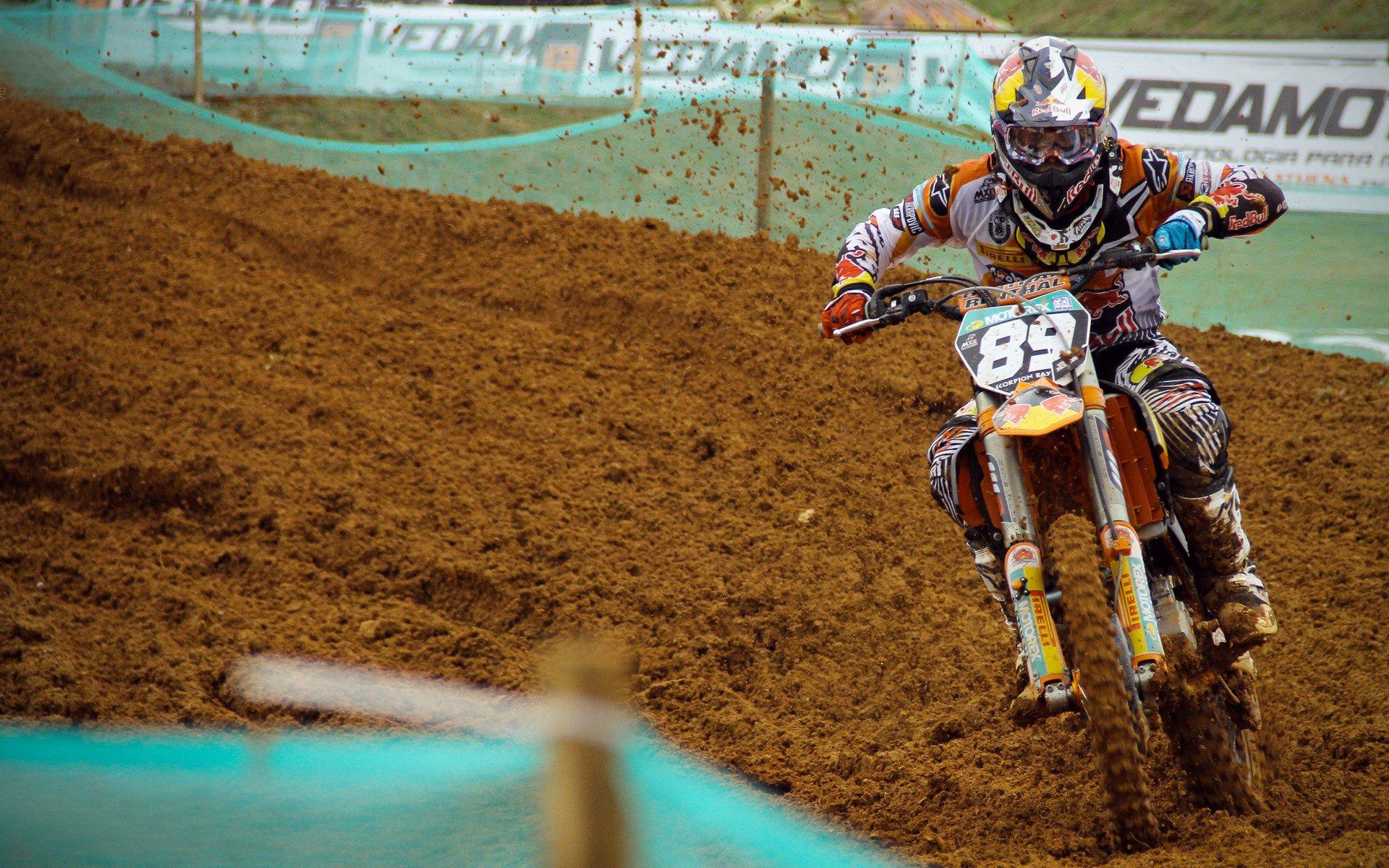 皮耶罗谈K77，他迫使廷伯退回禁区，现代边锋的战术革命正在上演