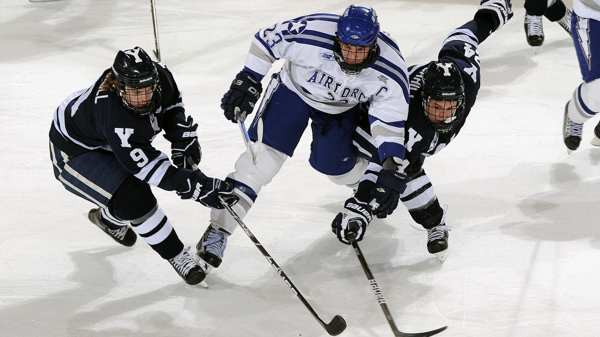 勇士新纪元，库明加与巴特勒同砍30+季后赛首秀引爆联盟